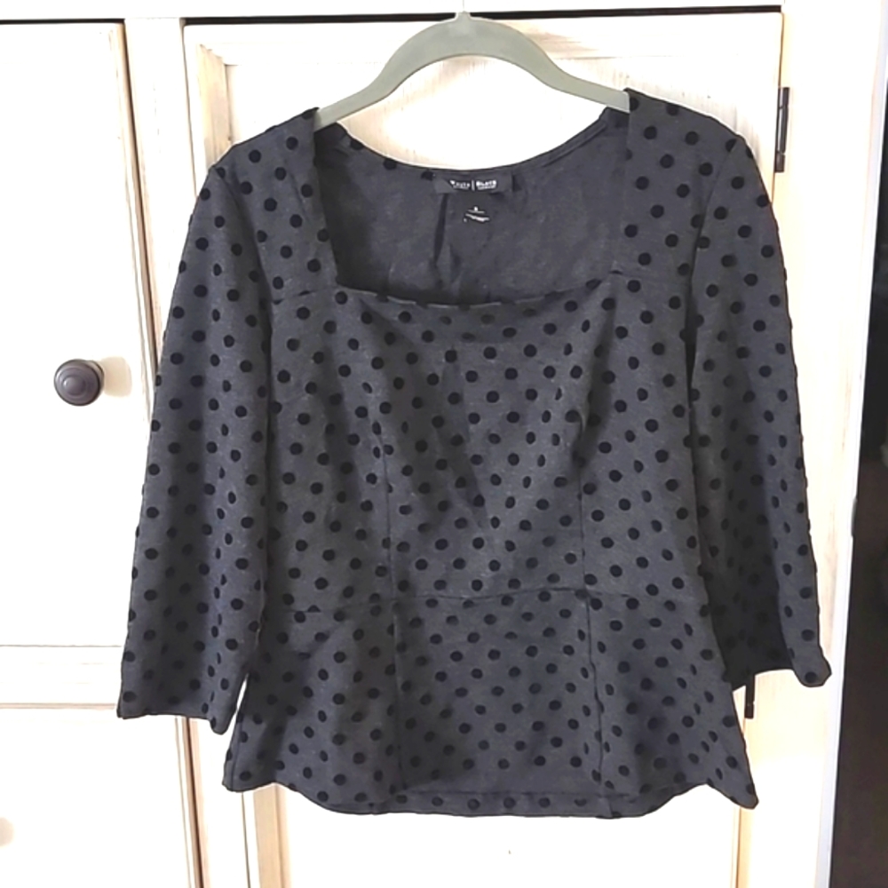 White House Black Market top